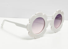 Load image into Gallery viewer, Daisy Sunglasses